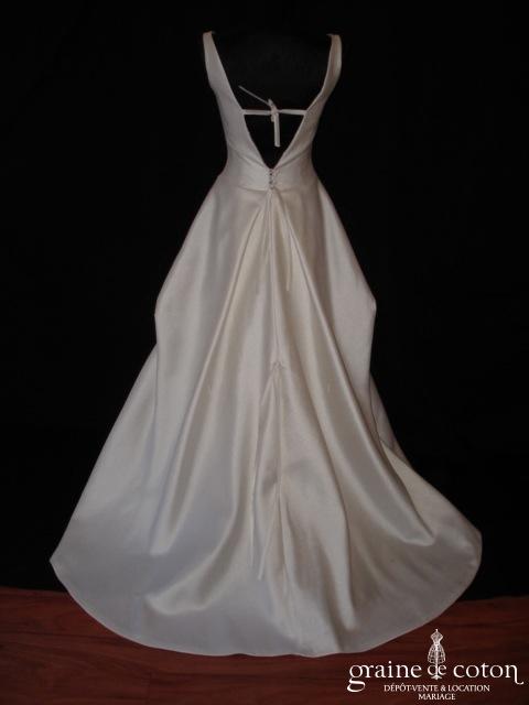 robe de mariée balenciaga