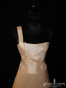 Mariées de Paris - Robe deux pièces en soie sauvage ivoire avec guipure de dentelle (prototype)