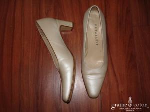 Parallèle - Escarpins (chaussures) en tissu ivoire