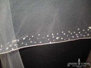 Prudence Macé pour Pronuptia - Voile long de 3 mètres en tulle ivoire bordé de perles et cristaux