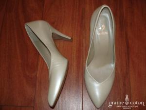Perlato - Escarpins (chaussures) ivoires en cuir