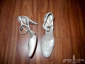 Isabel - Escarpins type salomé (chaussures) en cuir ivoire nacré