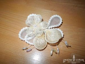 Pronuptia - Fleur en sisal ivoire à piquer dans le chignon