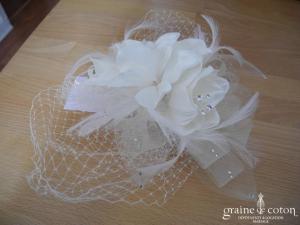 Bianco Evento - Bibi / coiffe / voilette fleur en tissu sisal et strass (D43)