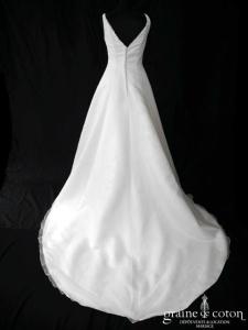 Maylise - Robe en organza drapé ivoire (décolleté V bretelles dentelle dos boutonné)