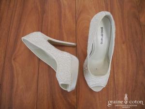 PacaMena - Chaussures (escarpins) en dentelle ivoire
