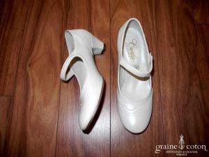 Carla Selvone - Escarpins (chaussures) en cuir ivoire type babies