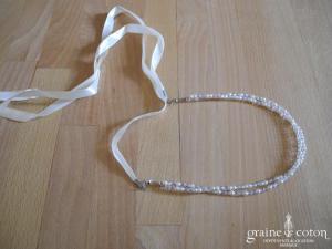 Headband en perles et ruban de satin ivoire