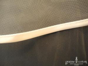 Pronuptia - Voile court en tulle ivoire bordé d'un biais de satin