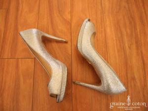 Prada - Escarpins (chaussures) en paillettes argentées