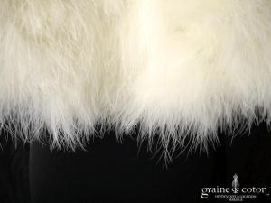 Bianco Evento - Boléro / étole / cape en plume duvet de marabout ivoire (E184 fourrure cygne)