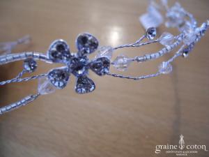Bianco Evento - Headband souple orné de fleurs en verre strass et fil argenté