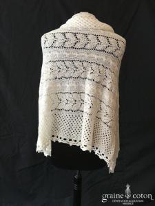 Écharpe / châle en laine blanche - tricoté main