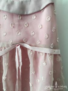 Hibiscus - Robe demoiselle d'honneur petite fille en mousseline plumetis rose poudré et fines bretelles