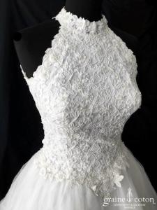 Création - Robe en dentelle et tulle blanc (dos-nu bretelles princesse)