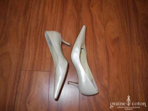 Perlato - Escarpins (chaussures) en cuir ivoire