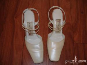 Pronuptia - Escarpins (chaussures) cuir nacrés ivoire