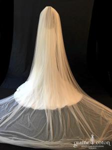 Pronovias - Voile long de 3 mètres en tulle fluide ivoire clair