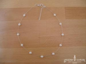 Au fil perlé - Tour de cou un rang perles nacrées blanches ou ivoires