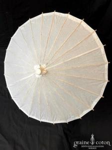 Création - Ombrelle blanche en papier de riz