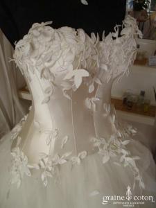 Création Nicolas Fafiotte - Robe de mariée en soie et tulle