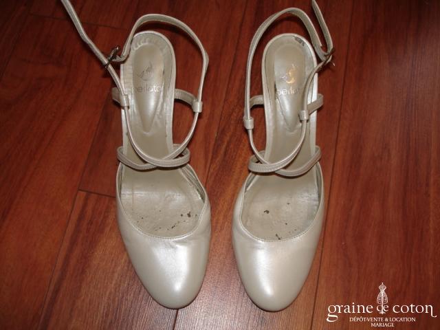 Pergola - Escarpins (chaussures) en cuir ivoire nacré
