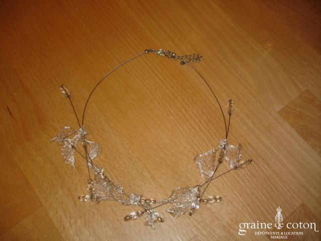 Pronovias - Tour de cou (collier) perles et dentelle montées sur fil câblé