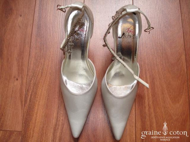 Ilona Rose - Escarpins (chaussures) en satin ivoire MM23