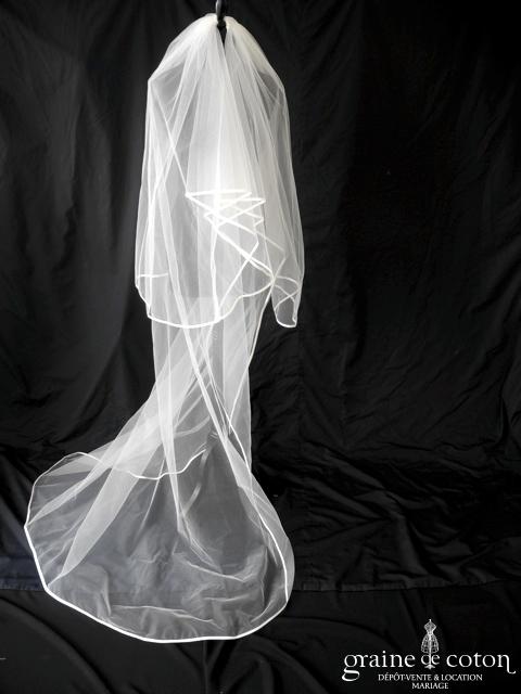 Les mariées de Provence - Voile long de 2m50 en tulle ivoire clair bordé d'un biais de satin