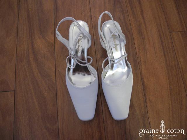 Crinoligne - Escarpins (chaussures) en satin ivoire