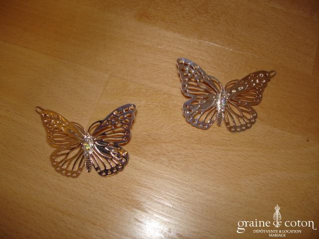 Papillons couleur argent, avec strass - Lot de 2
