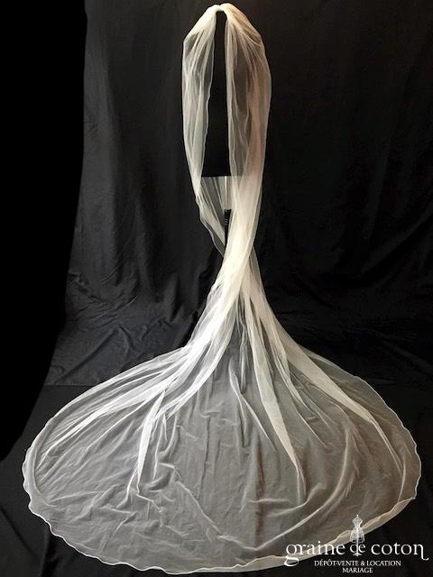 Pronovias - Voile long de 3 mètres en tulle ivoire bords surjetés (sans rabat)