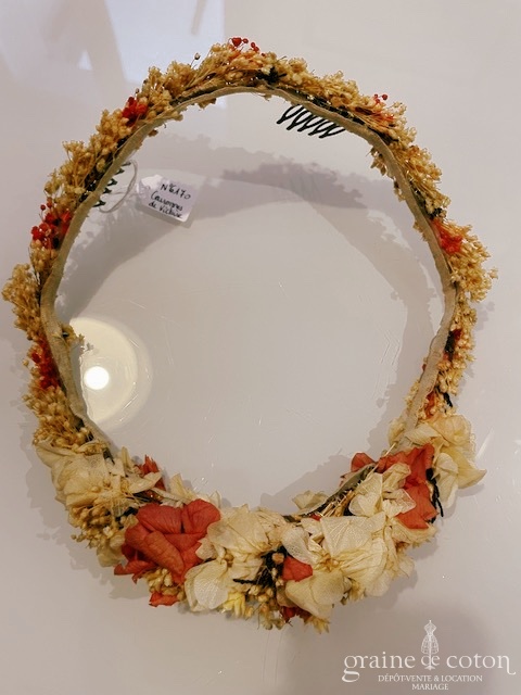 Les couronnes de Victoire - Couronne de fleurs Eugenia (cheveux peigne)