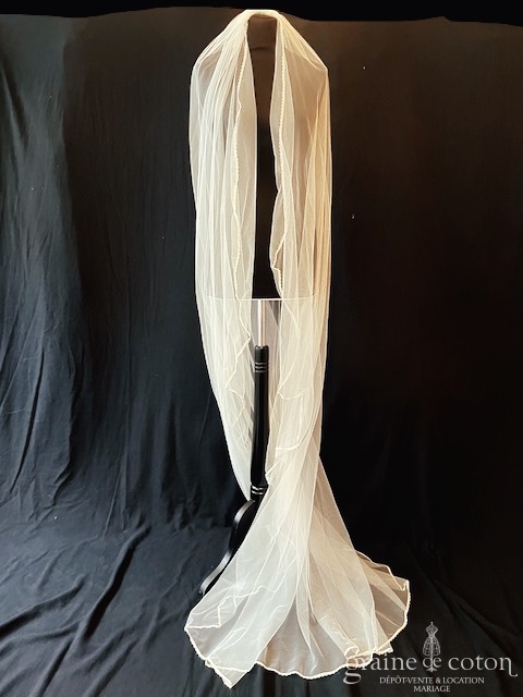 Laure de Sagazan - Voile long de 2 mètres en tulle souple ivoire bordé d'un fin galon de dentelle (sans rabat)
