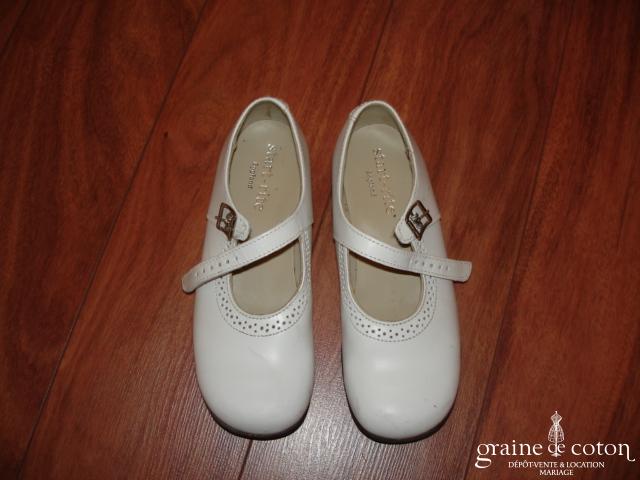 Babies (chaussures) blanches en cuir pour demoiselle d'honneur