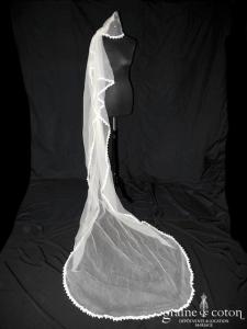 Lolita Lempicka - Voile Alena long de 3 mètres en tulle de soie ivoire bordé de dentelle de coton