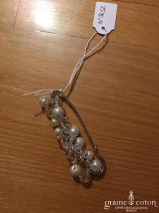 Remonte traîne broche avec perles
