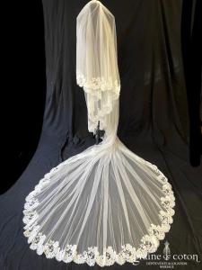 Rosa Clara Couture - Voile long de 3 mètres en soft tulle ivoire bordé de dentelle