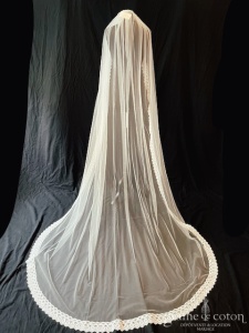 Bianco Evento - Voile simple long de 2,50 mètres en soft tulle ivoire bordé de guipure